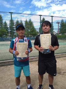 第４０回秋田杯テニスの日記念ダブルステニス選手権大会一般男子Ｂ級優勝