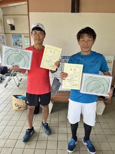 第４３回秋田杯テニスの日記念ダブルステニス選手権大会４５歳以上男子優勝